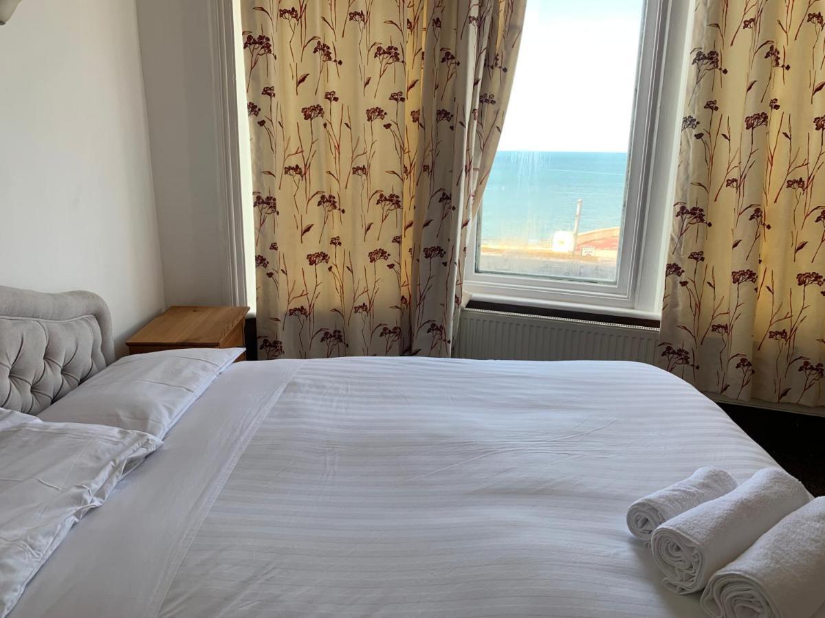 Jini Hotel 黑潭 外观 照片